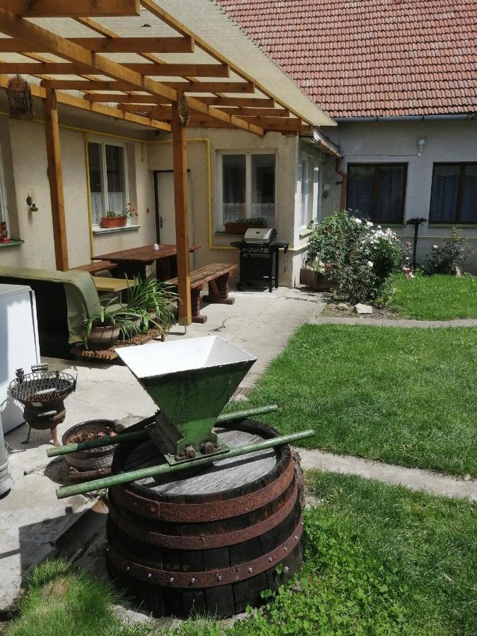 Apartmán U Ladi Bulhary Exteriér fotografie