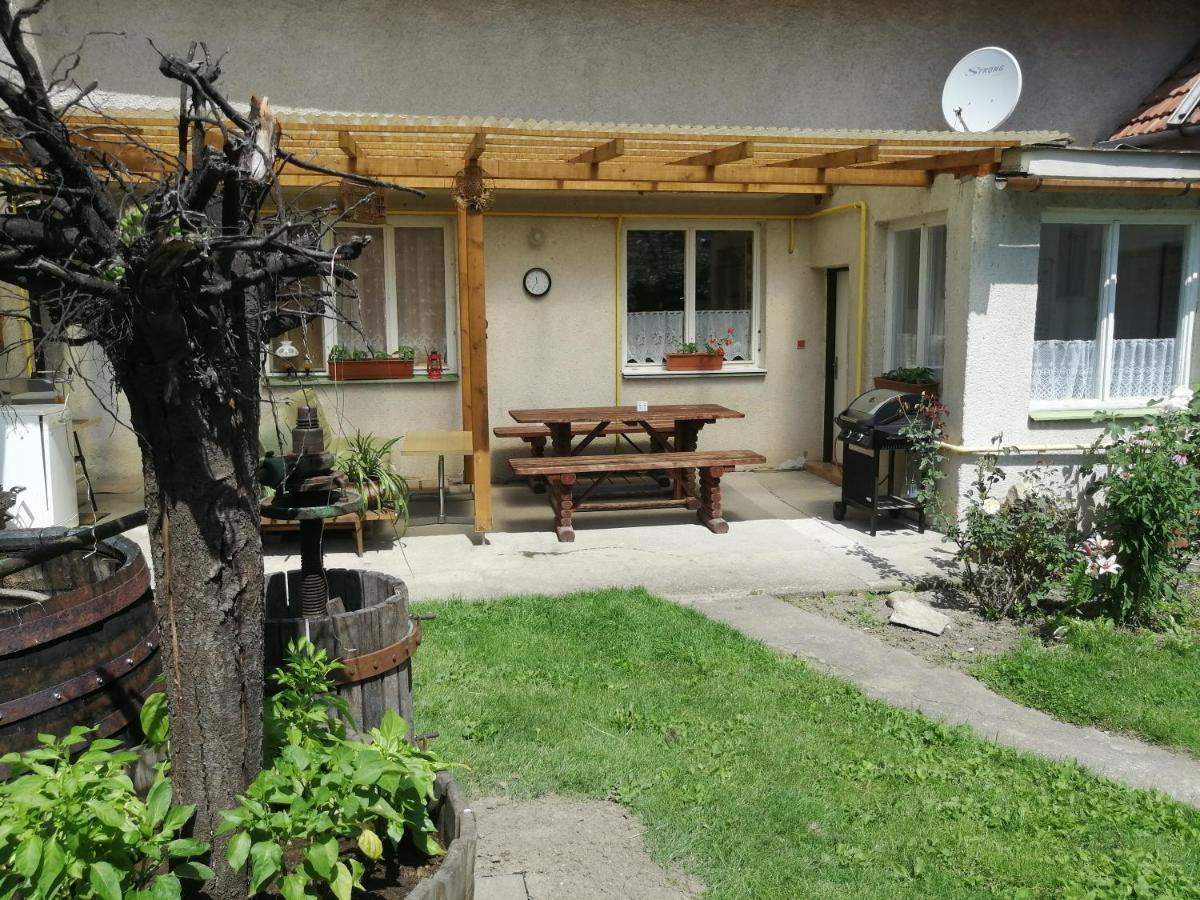 Apartmán U Ladi Bulhary Exteriér fotografie